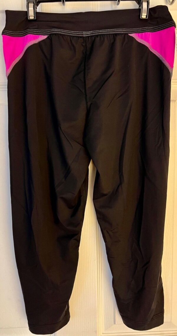 GK GYMTEK CAPRIS LADIES LARGE BLACK BERRY TRAINING GYMNASTICS DANCE Sz L NWT! - Image 2