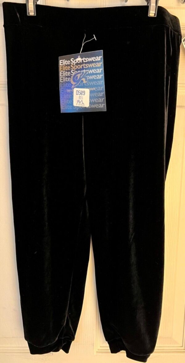 GK ELITE DANCE LADIES LARGE BLACK SMOOTH VELVET CUFFED CAPRI Sz AL NWT!