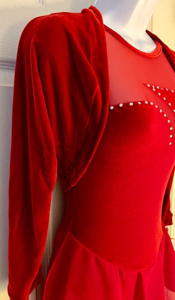 GK ICE SKATE DANCE LADIES MEDIUM RICH RED VELVET LGSLV SHRUG JACKET SZ M NWT! - Image 2