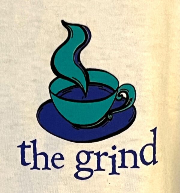 THE AUSSIE T CO "THE CAFE GRIND" GRAPHIC ADULT SMALL SSLV WHITE COTTON T-SHIRT S