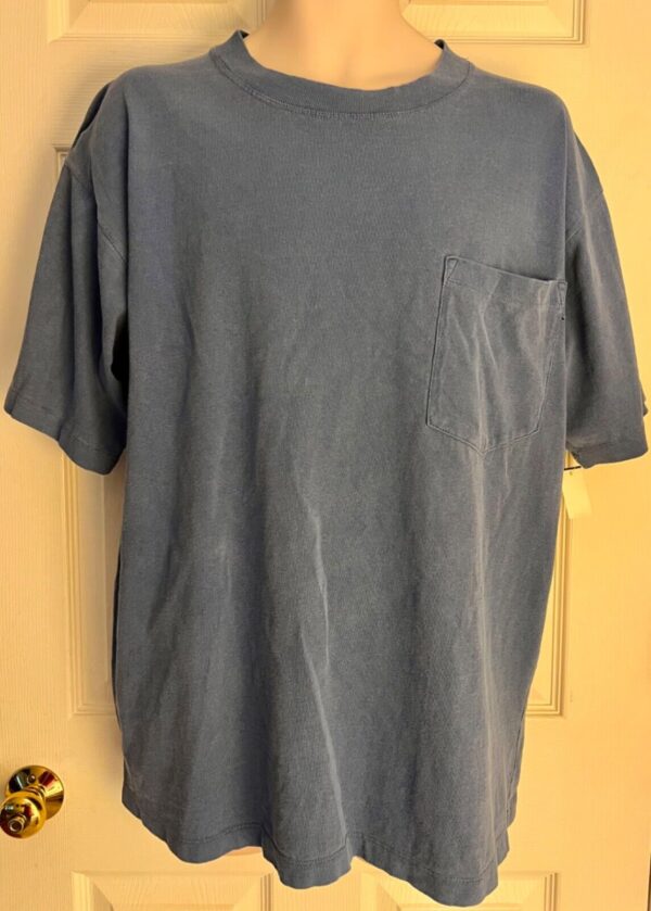 UNIVERSITY WEAR Blank Pocket Tee Mens Medium Blue Heavy Cotton SSLV Crew Neck M