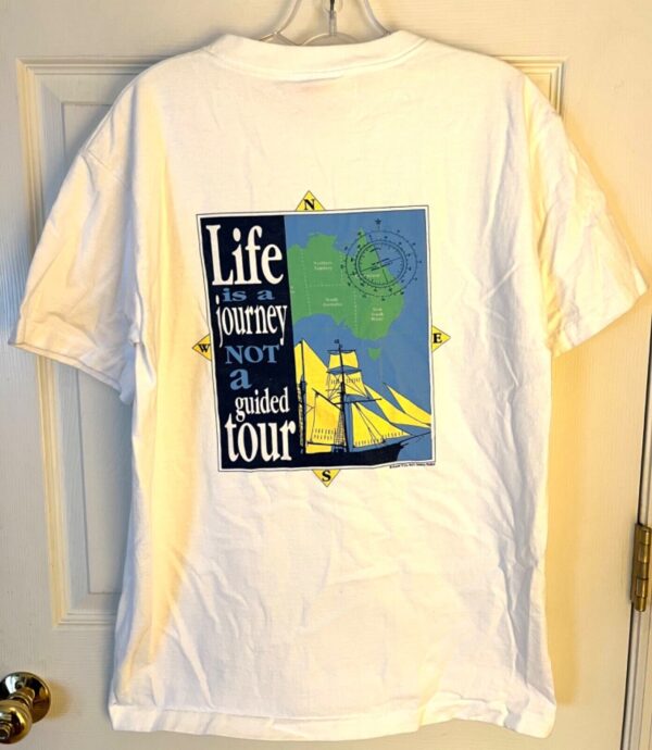 THE AUSSIE T CO "LIFE IS A..." GRAPHIC ADULT SMALL SSLV WHITE COTTON T-SHIRT S - Image 6