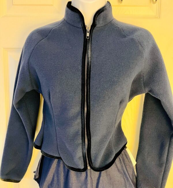 GK ICE SKATE FITTED JACKET UNISEX ADULT X-SMALL NAVY FLEECE VELVET TRIM ZIP XS