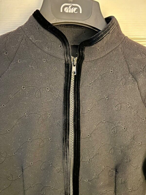 GK ICE SKATE ADULT SMALL BLACK FLEECE VELVET EYELET EMBROIDERED ZIP JACKET SZ S - Image 4