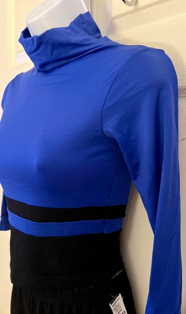 GK ICE SKATE LADIES X-SMALL 3/4 SLV NYLON/SPANDEX BLUE TOP BLACK PANT SET SZ XS - Image 3