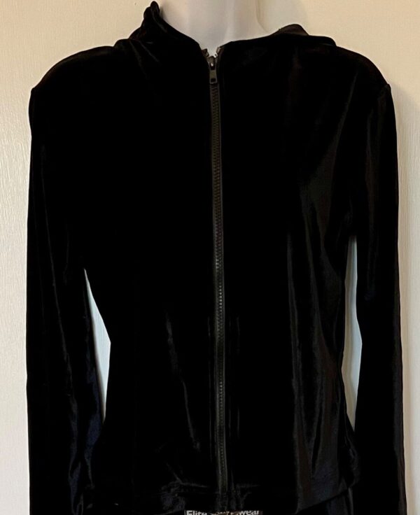 GK WARM UP JACKET LADIES SMALL BLACK VELVET ZIP FRONT HOOD GYM DANCE SKATE Sz S