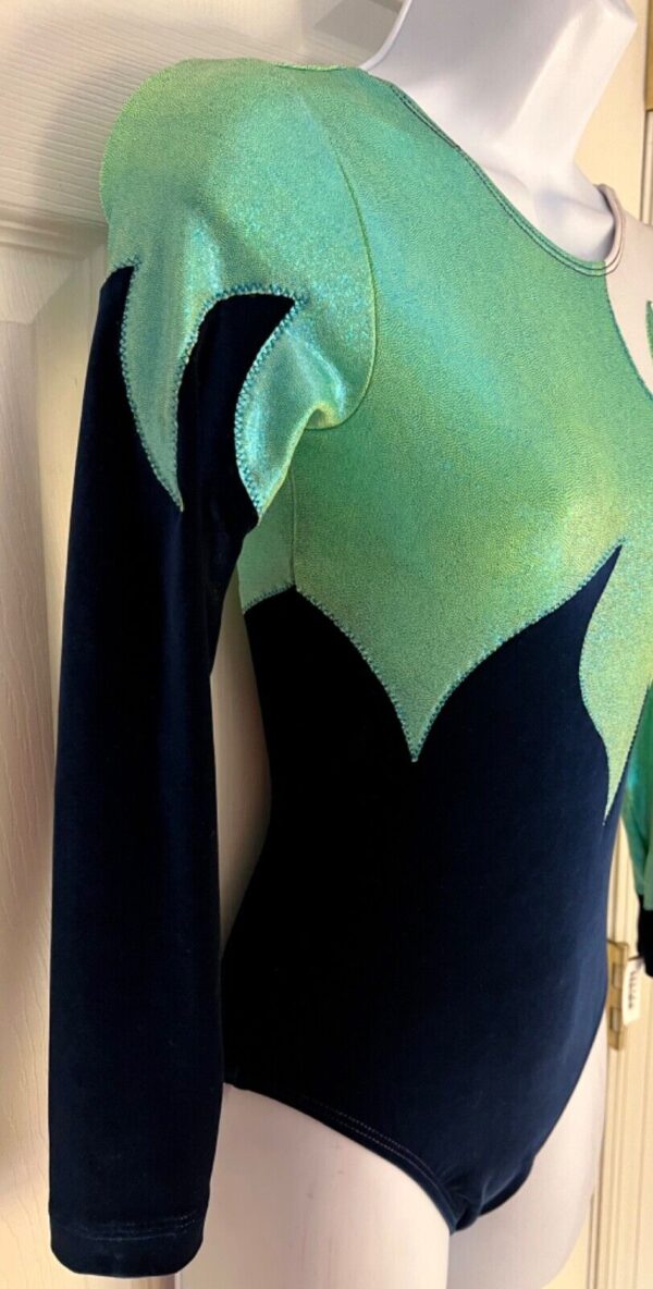 GK LgSLV ADULT SMALL WHITE GREEN FOIL NAVY VELVET GYMNASTICS DANCE LEOTARD SZ S - Image 2