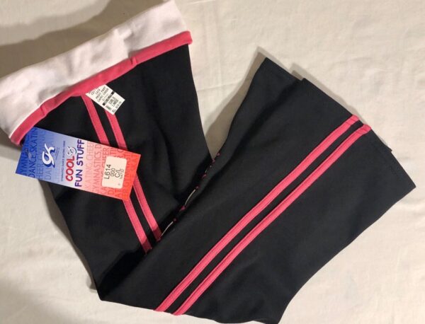 GK CHEER CAPRI PANTS SIZE GIRLS LARGE COTTON/SPANDX PINK TRIM BLACK CL NWT